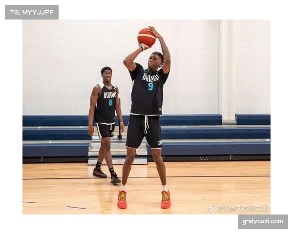 雪城大学前锋约翰逊 全能锋线吸引球探关注